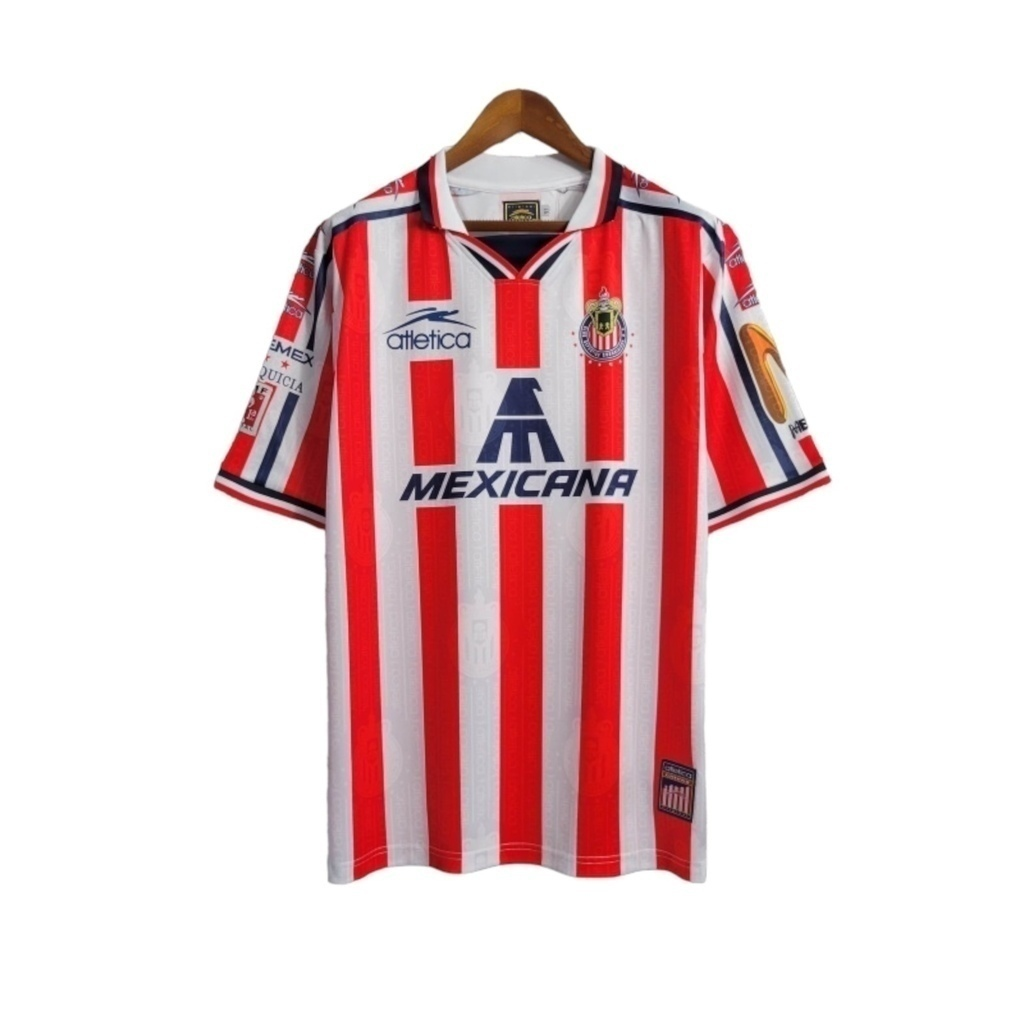 Camisa Chivas Guadalajara I 2006/2007 - Retrô Atlética - Branca com detalhes em vermelho e azul com todos os patrocínios