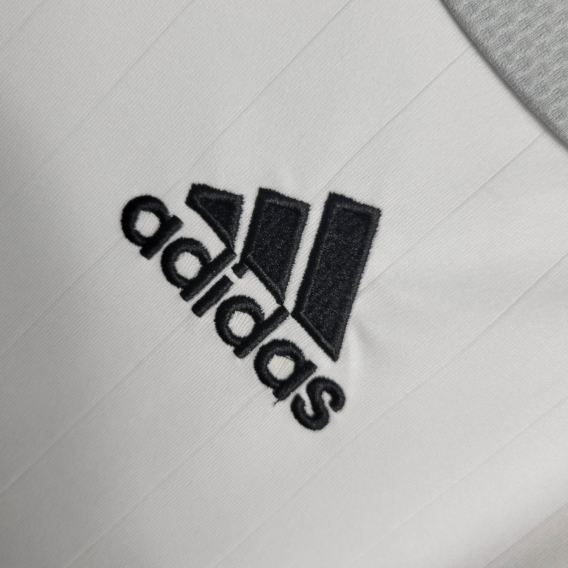 Camisa Real Madrid I 2006/2007 - Retrô Adidas - Branca com detalhes em preto e cinza