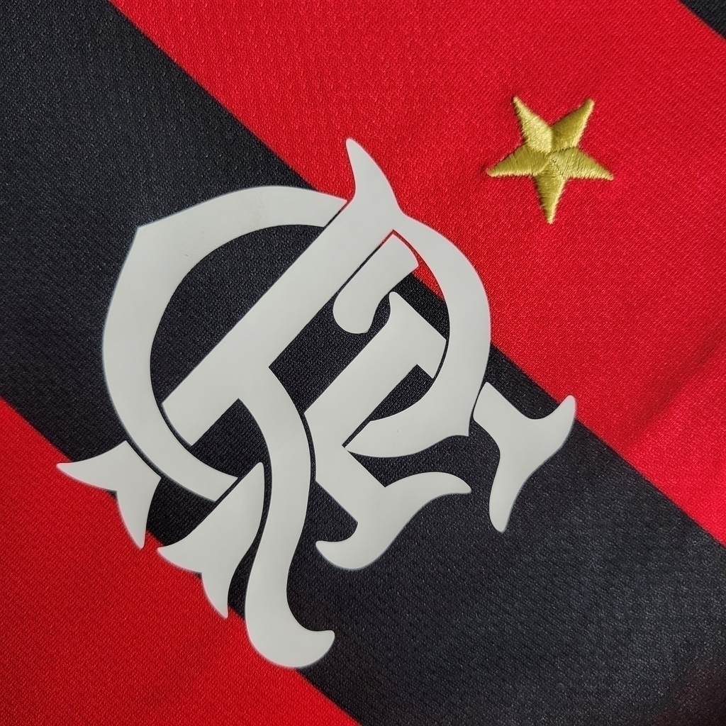 Camisa Flamengo I 2008/2009 - Retrô Nike - Vermelha com detalhes em Preto e amarelo