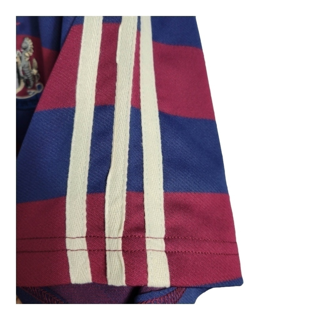 Camisa Newcastle II 1995/1996 - Retrô Adidas - Azul com listras vinho e detalhes em bege