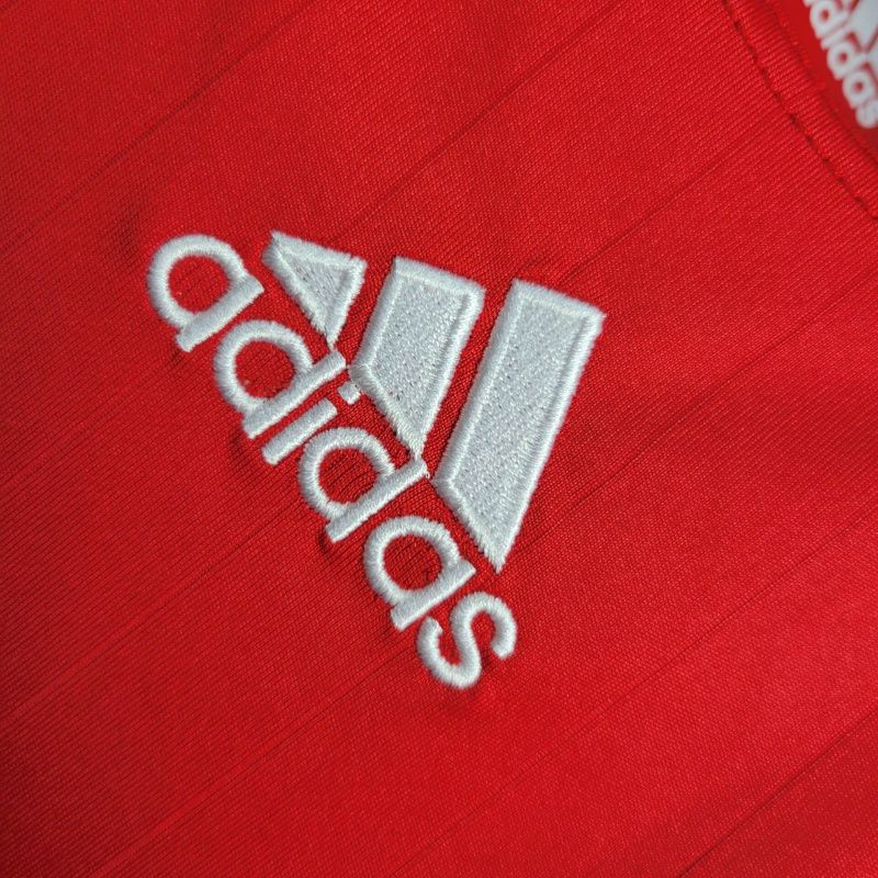 Camisa Liverpool I 2006/2007 - Retrô Adidas - Vermelha com detalhes em branco