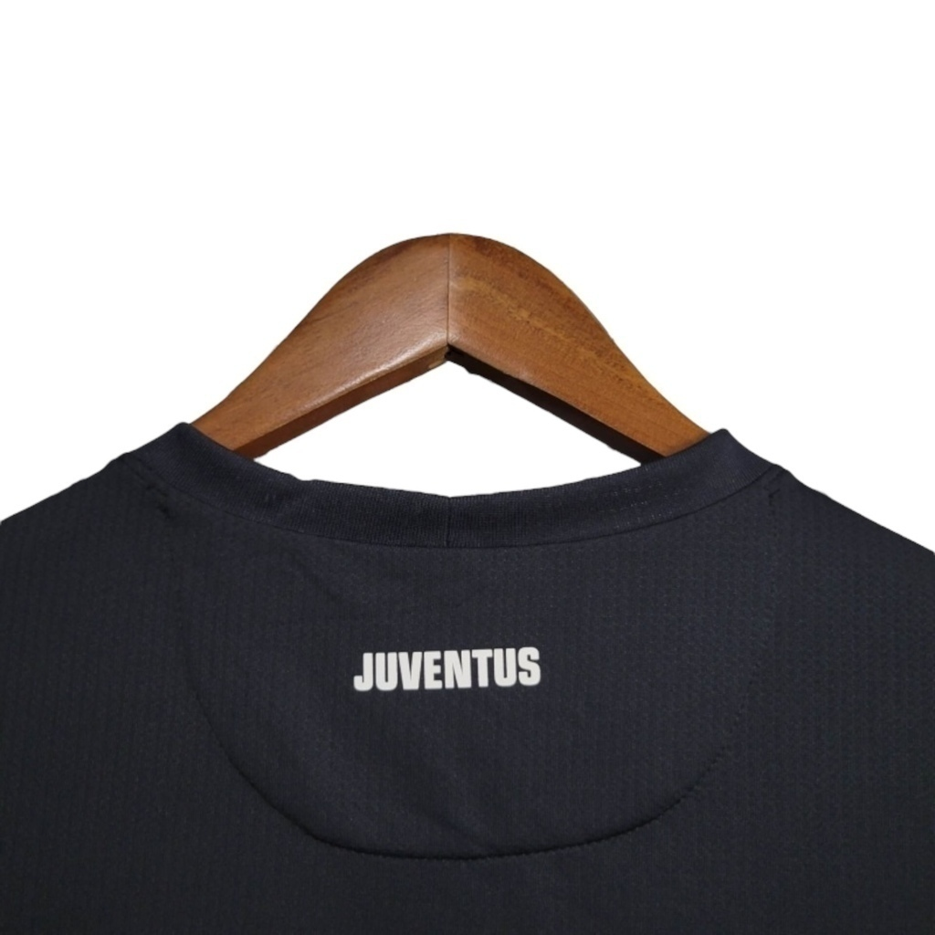 Camisa Juventus I 2012/2013 - Retrô Nike - Preta com detalhes em branco