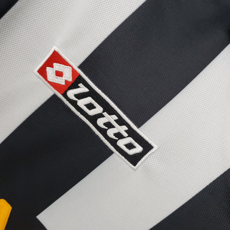 Camisa Juventus I 2001/2002 - Retrô Lotto - Preta e branca