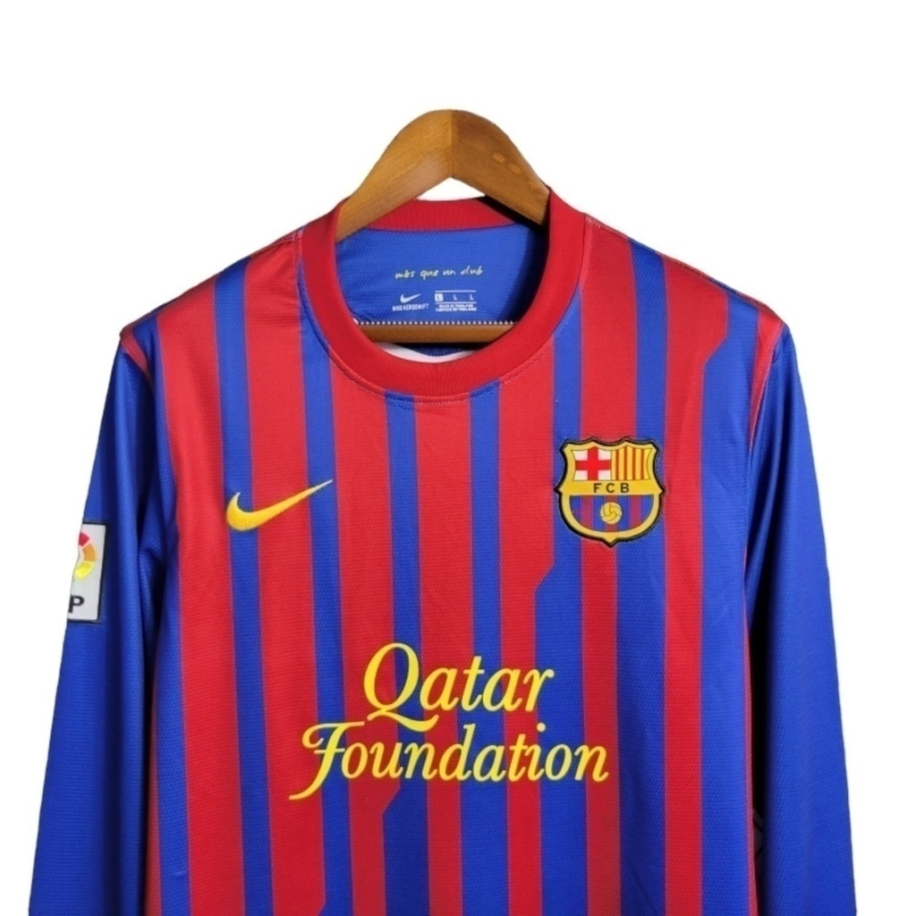 Camisa Barcelona I 2011/2012 Manga Longa - Retrô Nike - Vermelha com detalhes em azul