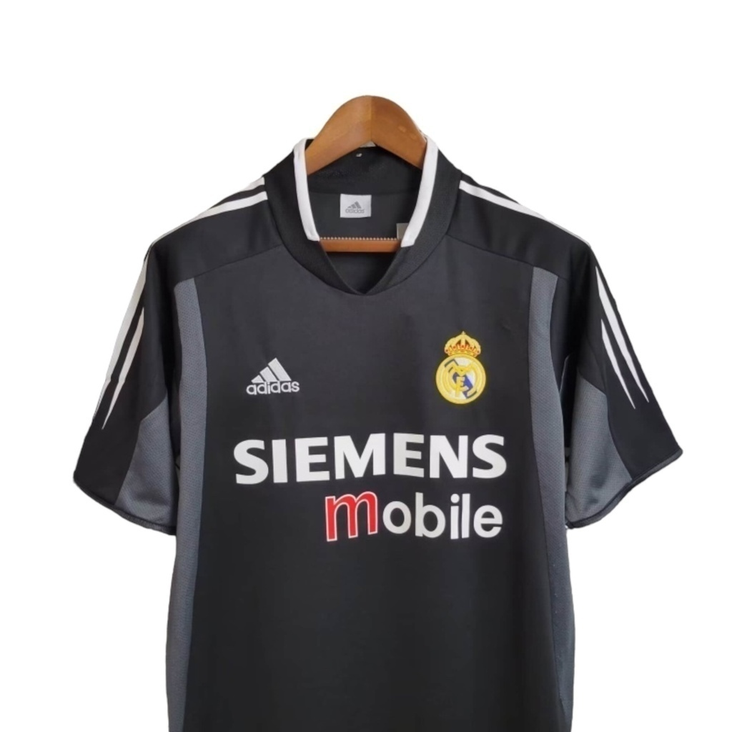 Camisa Real Madrid 2004/2005 - Retrô Adidas - Preta com detalhes em cinza e branco