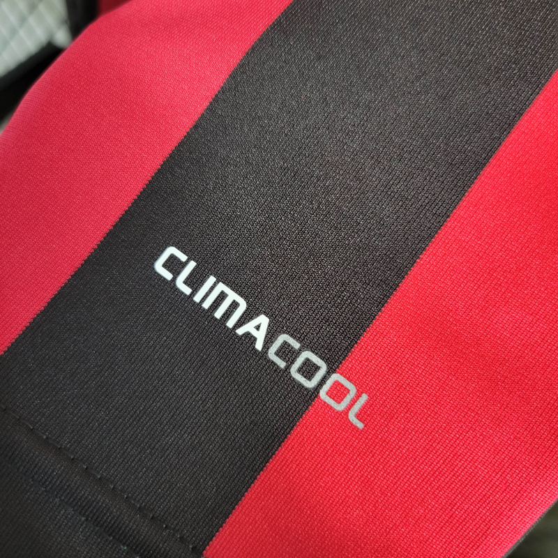 Camisa AC Milan I 2009/2010 Manga Longa - Retrô Adidas - Preta e vermelha com detalhes em branco