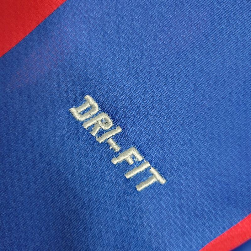 Camisa Barcelona I 2010/2011 - Retrô Nike - Azul e vermelha com detalhes em amarelo
