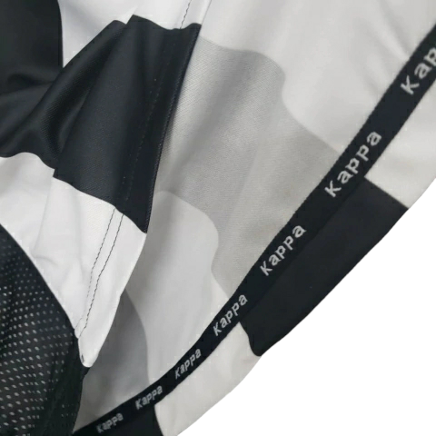 Camisa Juventus I 1997/1998 - Retrô Kappa Mascukina - Preta e branca