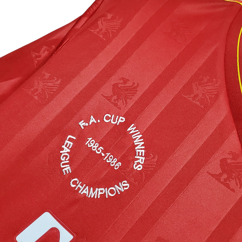 Camisa Liverpool 1985/1986 - Retrô - Vermelha com detalhes em branco