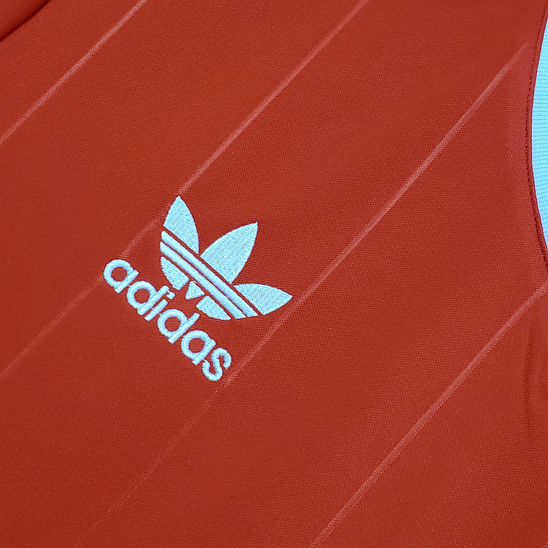 Camisa Manchester United 1983/1984 - Retrô Adidas - Vermelha