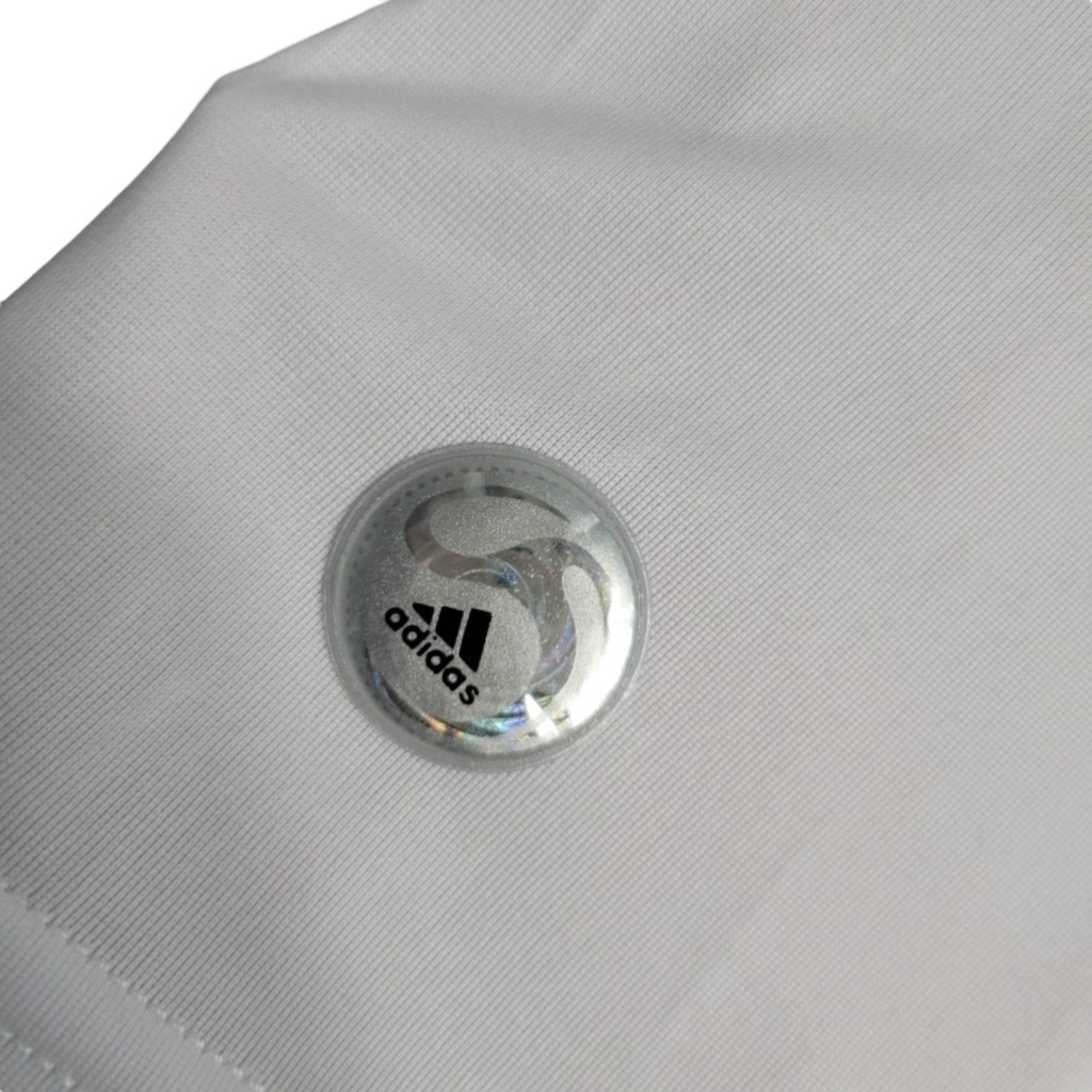 Camisa Real Madrid I 2009/2010 - Retrô Adidas - Branca com detalhes em preto e amarelo