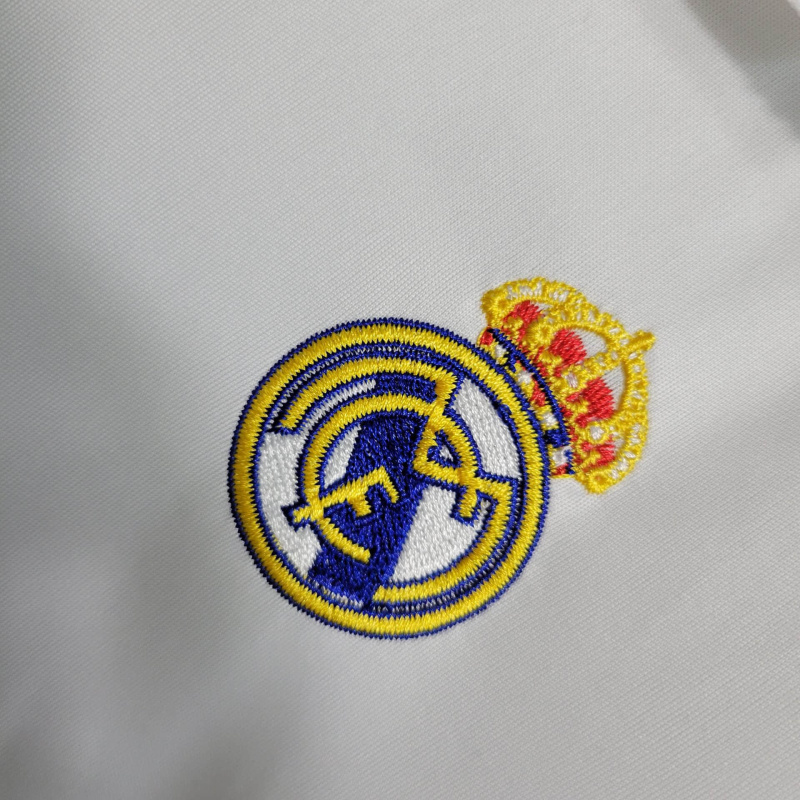 Conjunto Infantil Real Madrid I 2011/2012 - Retrô Adidas - Branco com detalhes em dourado