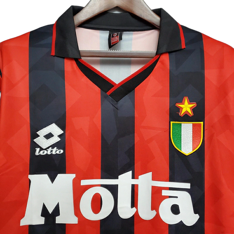 Camisa AC Milan I 1993/1994 - Retrô Lotto - Vermelha e preta