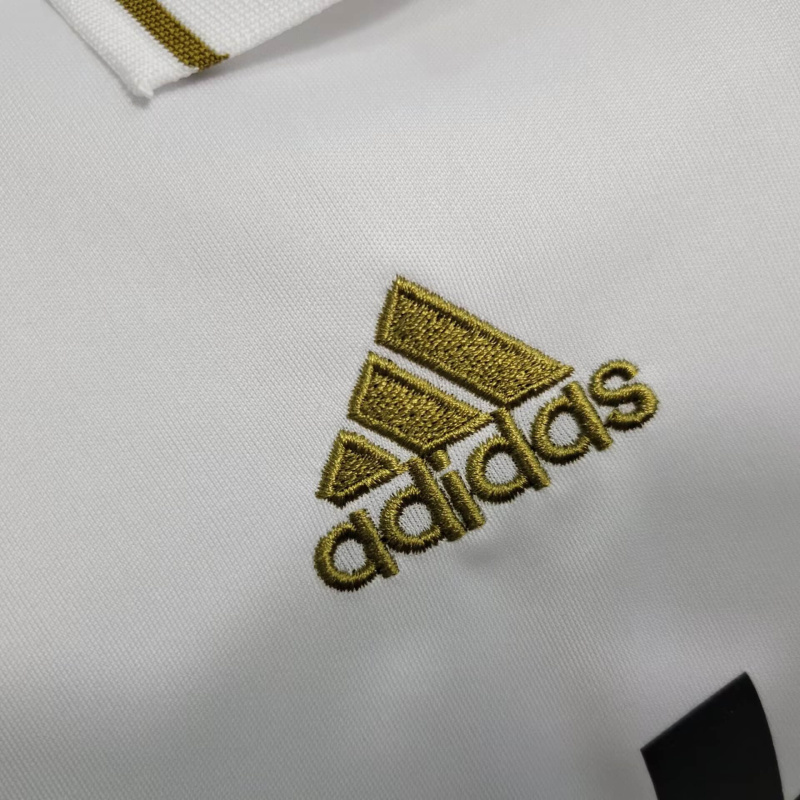 Conjunto Infantil Real Madrid I 2011/2012 - Retrô Adidas - Branco com detalhes em dourado