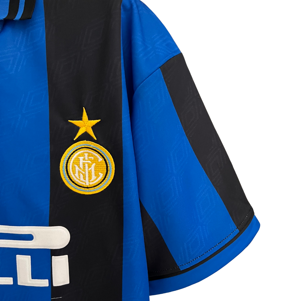 Camisa Inter de Milão I 1995/1996 - Retrô Umbro - Azul e preta