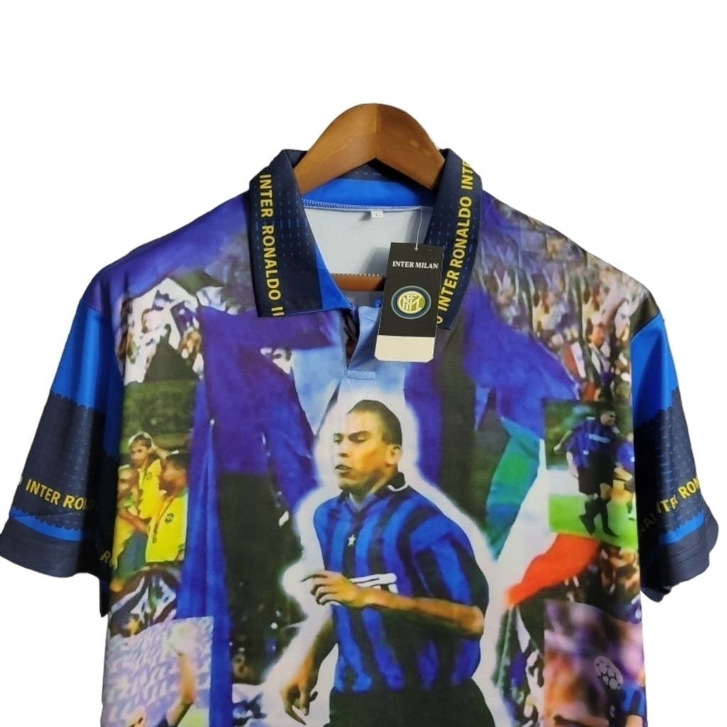 Camisa Inter de Milão Ronaldo 1997/1998 - Retrô - Azul