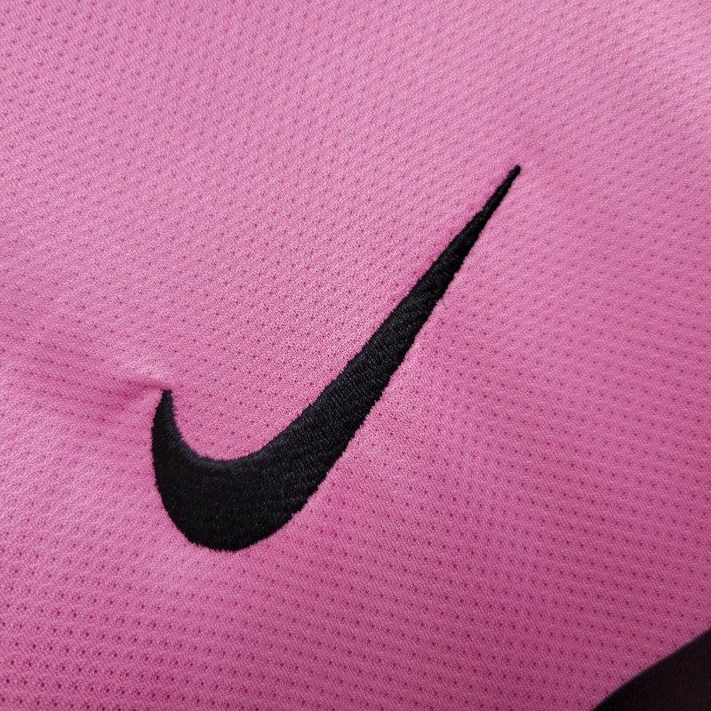 Camisa Juventus II 2011/2012 - Retrô Nike - Rosa