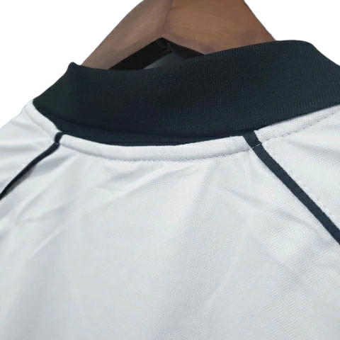 Camisa Juventus I 1997/1998 - Retrô Kappa Mascukina - Preta e branca