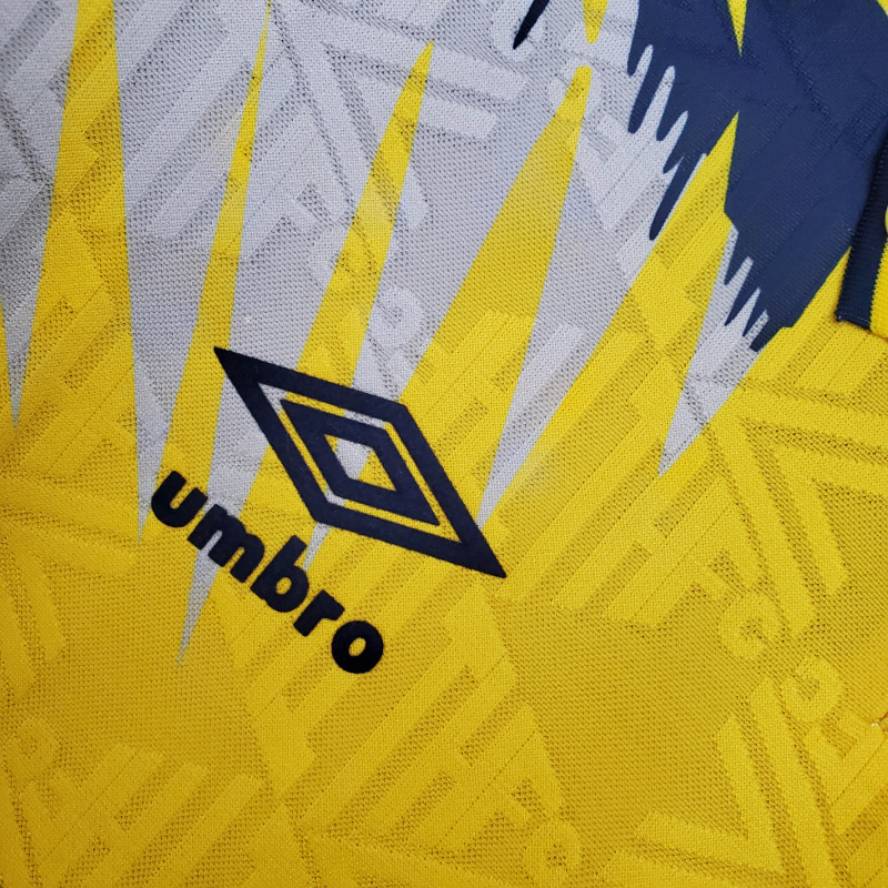 Camisa Tottenham II 1992/1994 - Retrô Umbro - Amarela com detalhes em azul e cinza