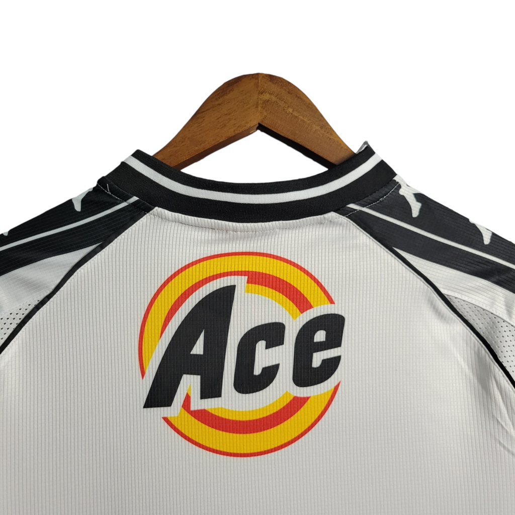 Camisa Vasco da Gama II Retrô 2000 - Retrô Kappa - Branca com a faixa em preto e detalhes em amarelo e vermelho