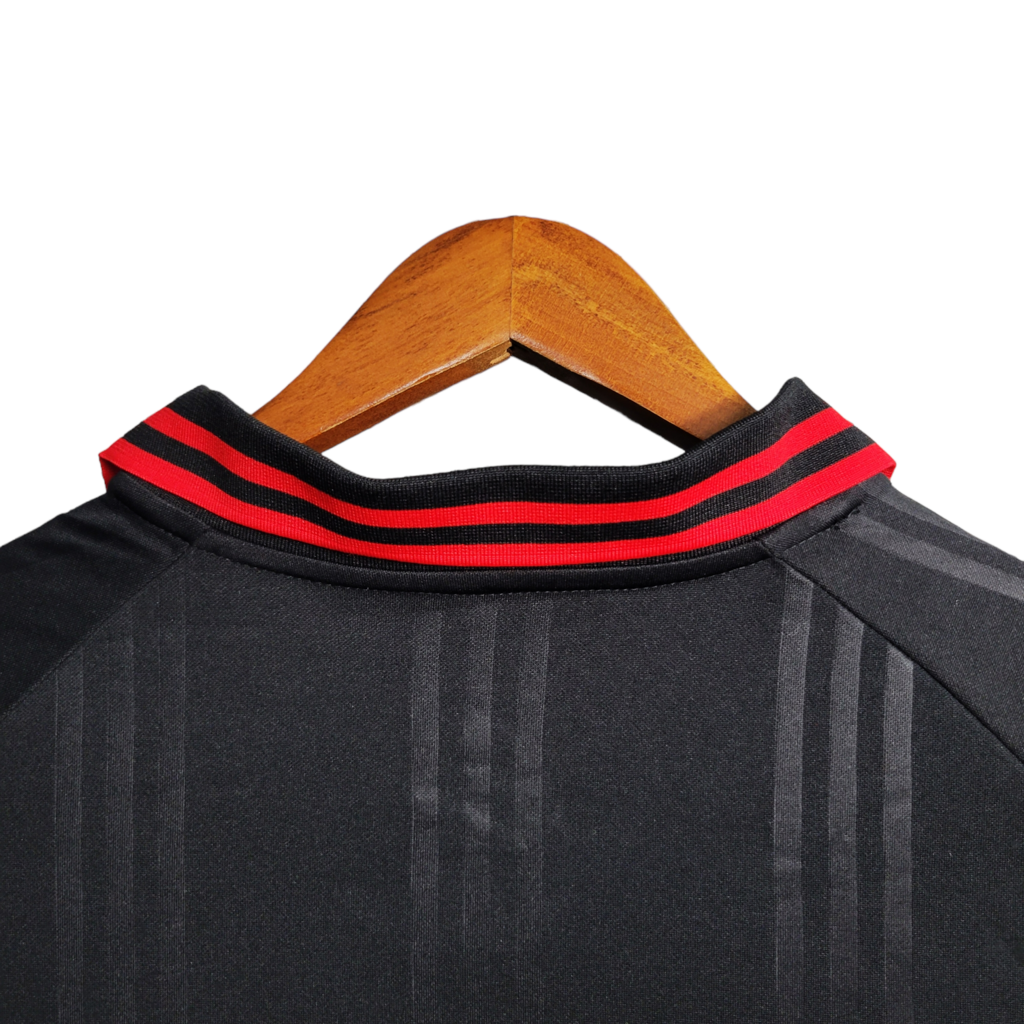 Camisa Flamengo III 2019/2020 Manga Longa - Retrô Adidas - Preta com detalhes em vermelho