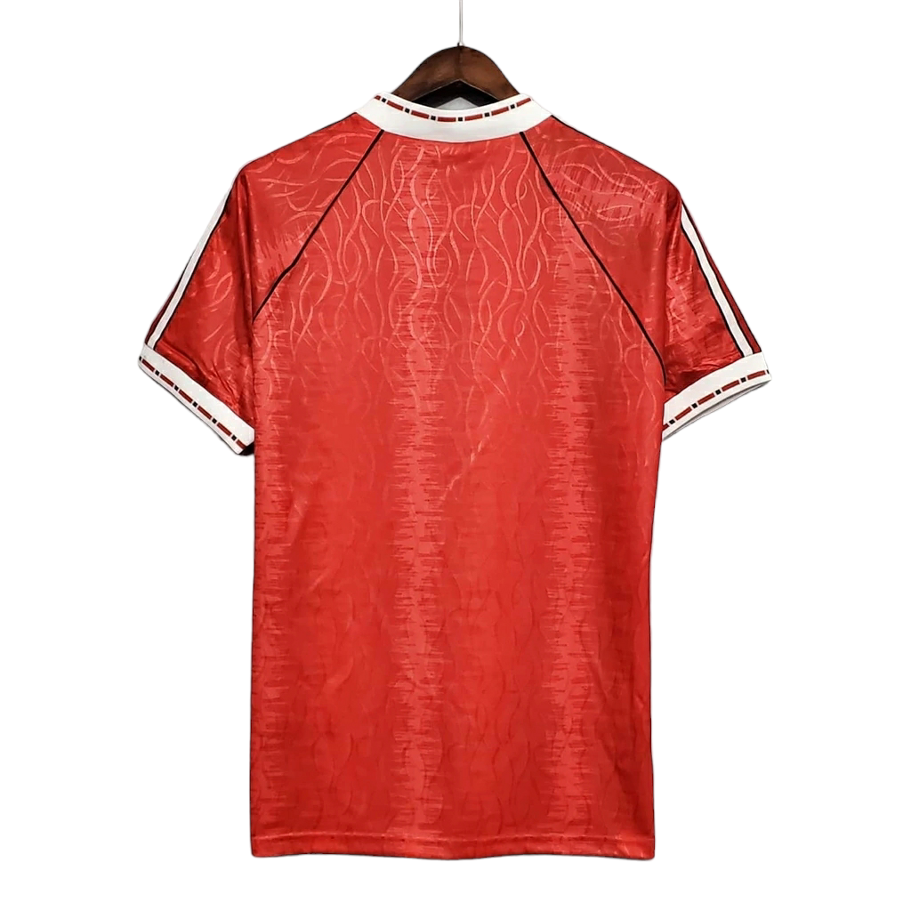 Camisa Manchester United I 1992 - Retrô Adidas - Vermelha com detalhes em branco