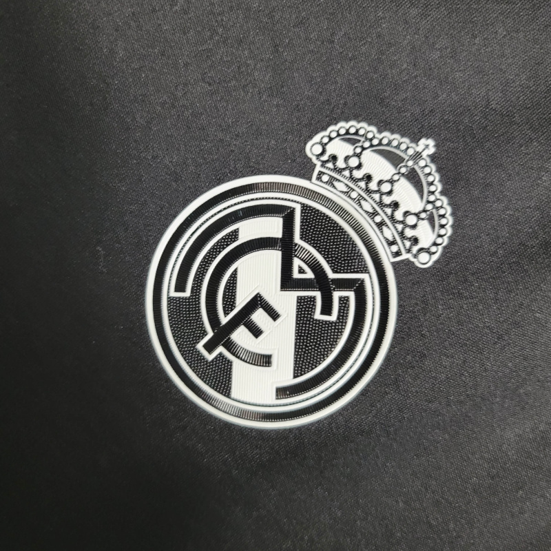 Camisa Real Madrid II 2016/2017 - Retrô Adidas - Preta com detalhes em roxo