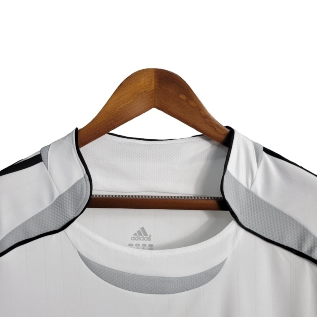 Camisa Real Madrid I 2006/2007 - Retrô Adidas - Branca com detalhes em preto e cinza