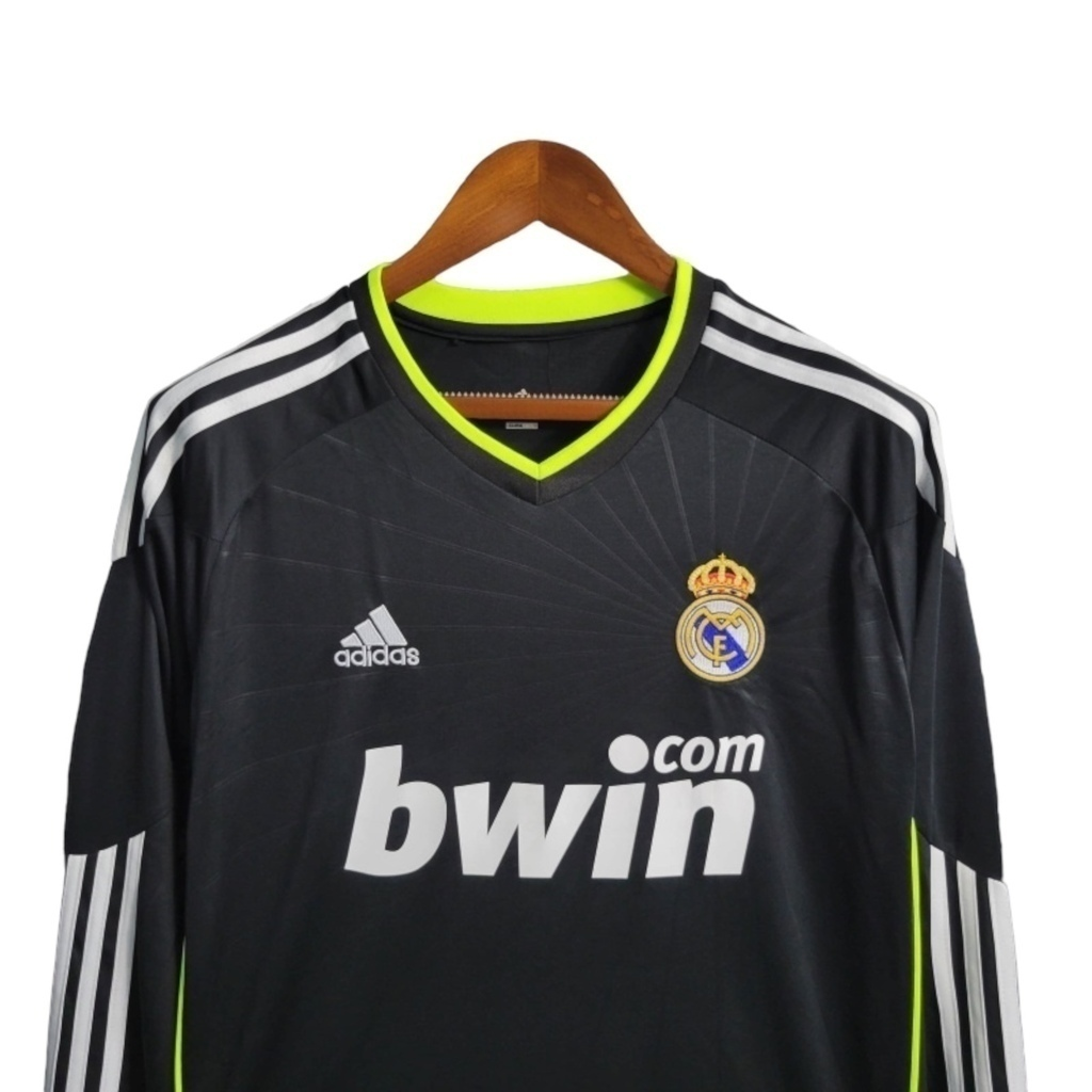 Camisa Real Madrid II 2010/2011 Manga Longa - Retrô Adidas - Preta com detalhes em branco e amarelo