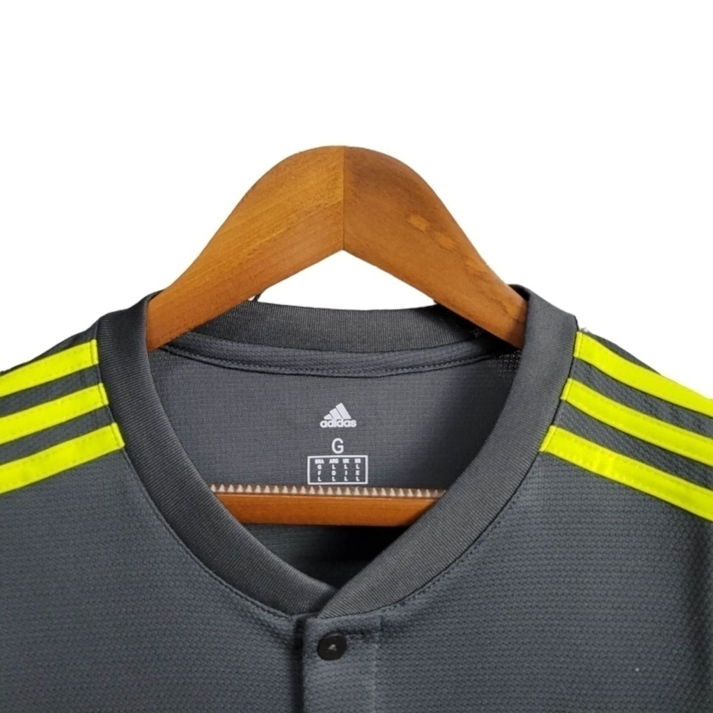 Camisa Flamengo III 2019/2020 - Retrô Adidas - Cinza com detalhes em amarelo