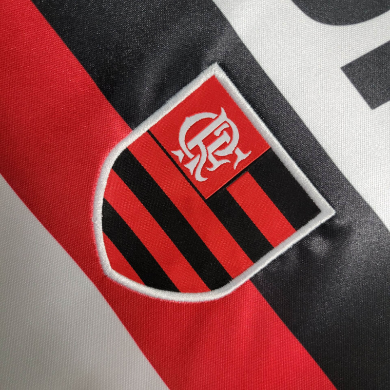 Camisa Flamengo II 1994 - Retrô Umbro - Branca com detalhes em vermelho