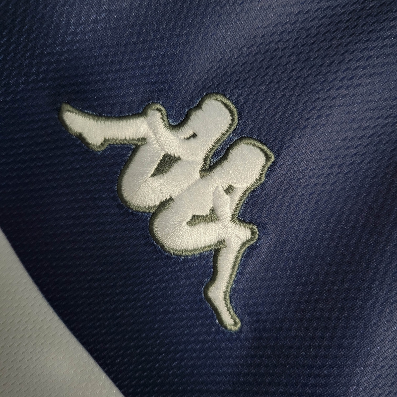 Camisa Manchester City II 1997/1998 - Retrô Kappa - Branca com detalhes em azul e vinho