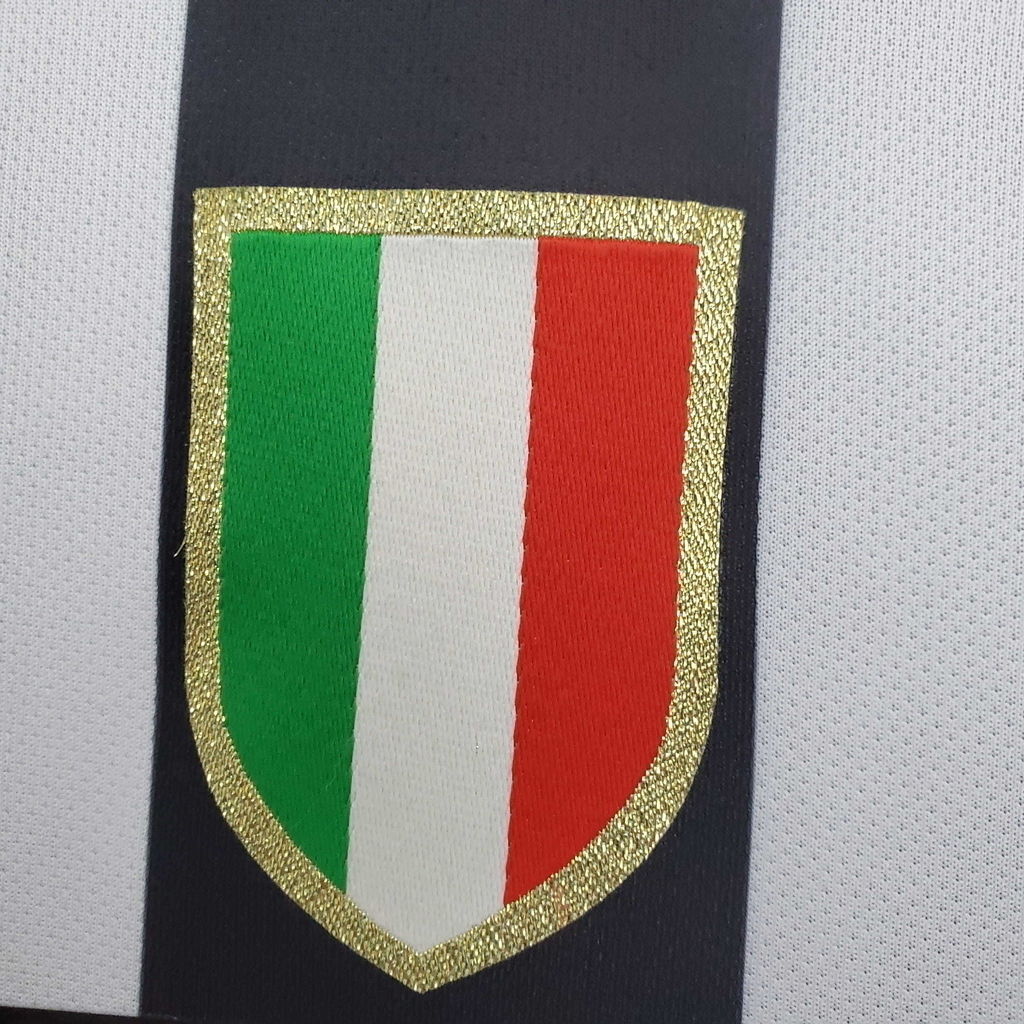 Camisa Juventus I 2014/2015 - Retrô Nike - Preta e branca