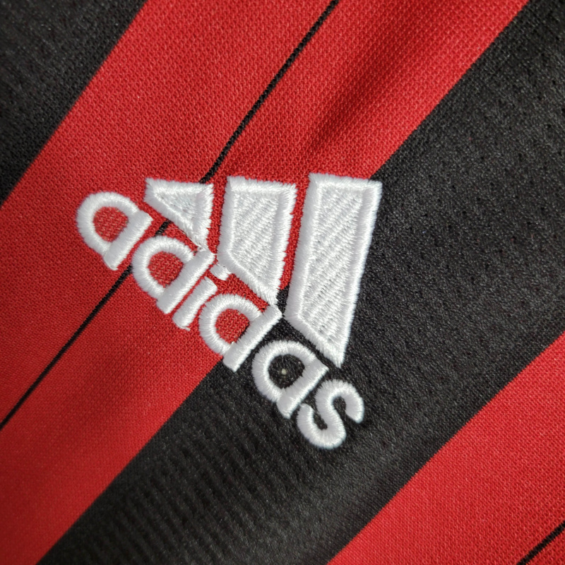 Camisa AC Milan 2013/2014 Manga Longa - Retrô Adidas - Preta e vermelha com detalhes em dourado