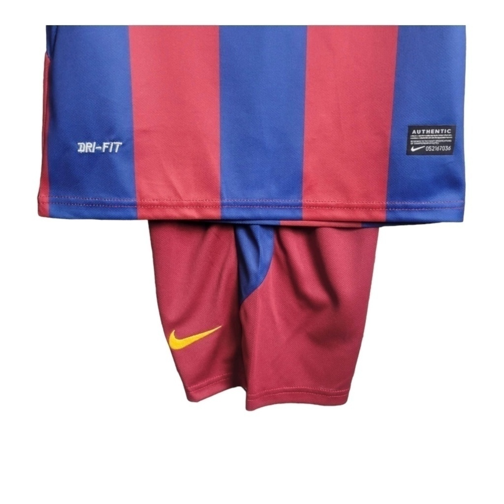 Conjunto Infantil Barcelona I 2010/2011 - Retrô Nike - Azul e vermelho com detalhes em amarelo