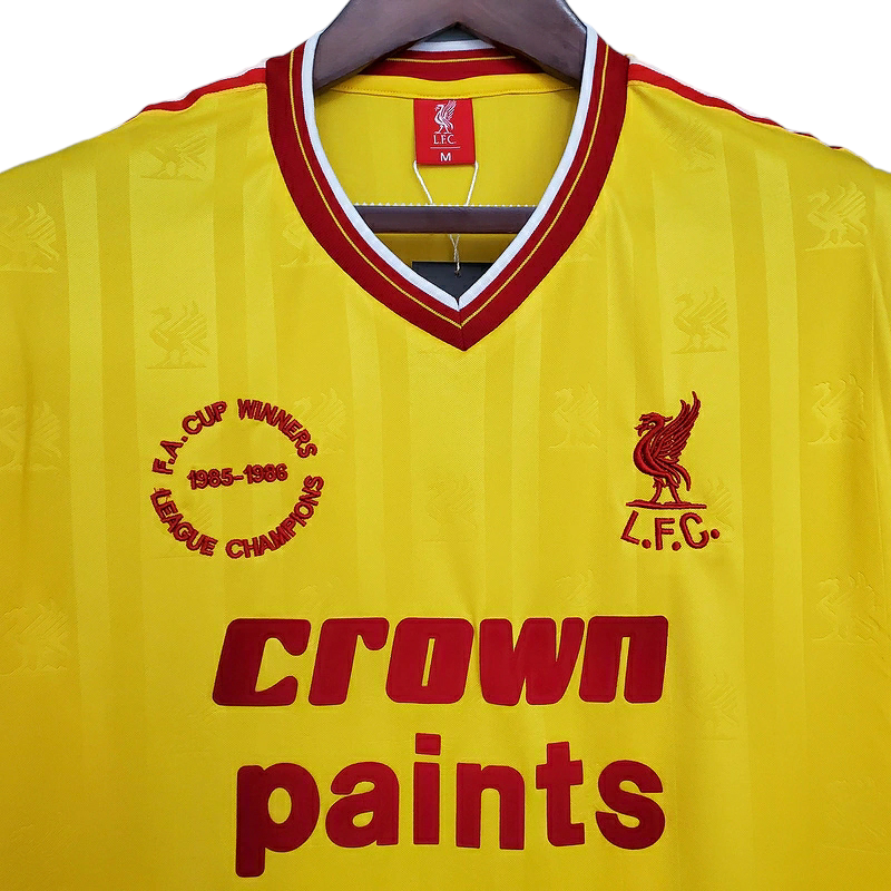 Camisa Liverpool 1985/1986 - Retrô - Amarela com detalhes em vermelho e branco