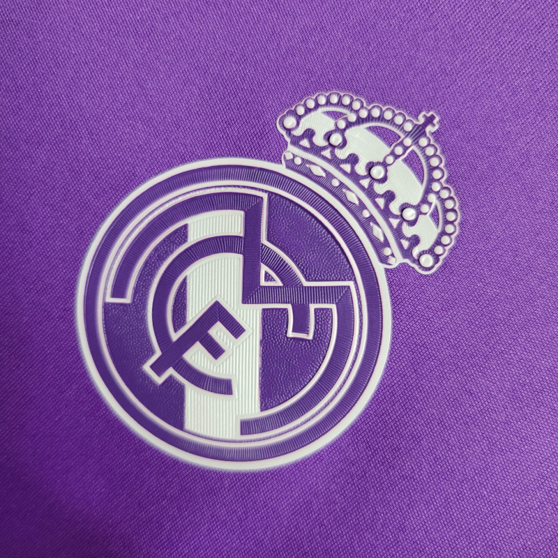 Camisa Real Madrid II 2016/2017 Manga Longa - Retrô Adidas - Roxa com detalhes em branca