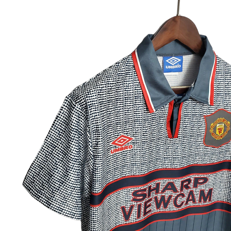 Camisa Manchester United 1995/1996 - Retrô Umbro - Cinza