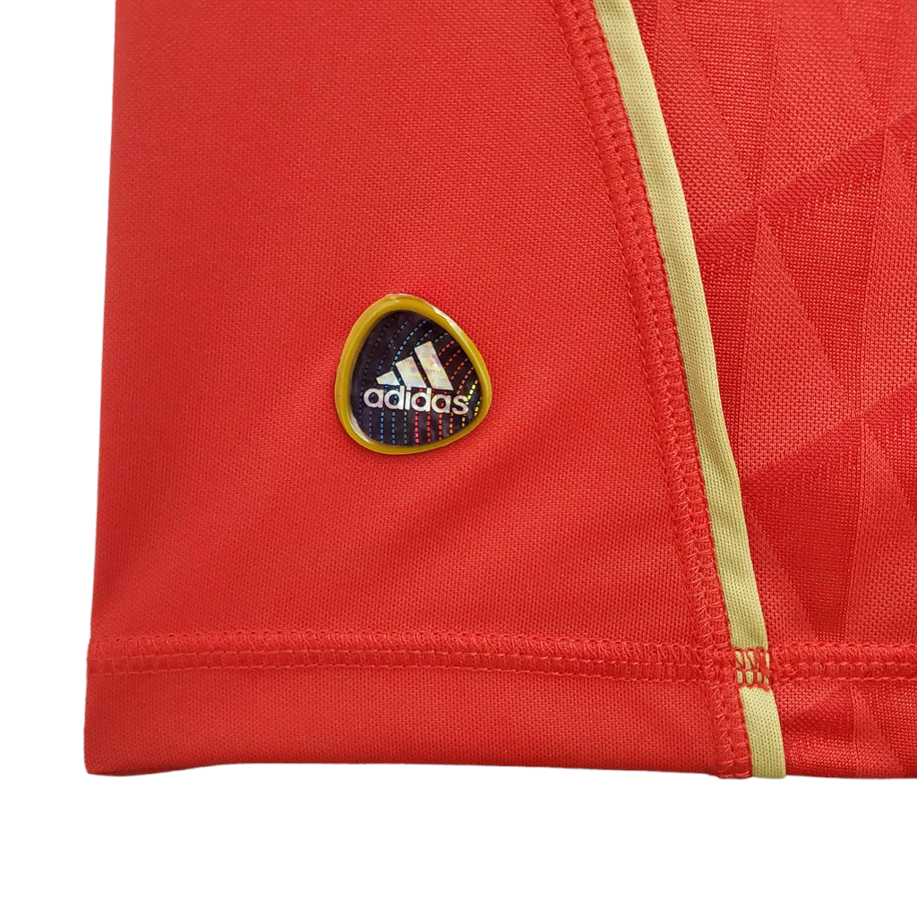 Camisa Liverpool I 2010/2011 - Retrô Adidas - Vermelha com detalhes em branco