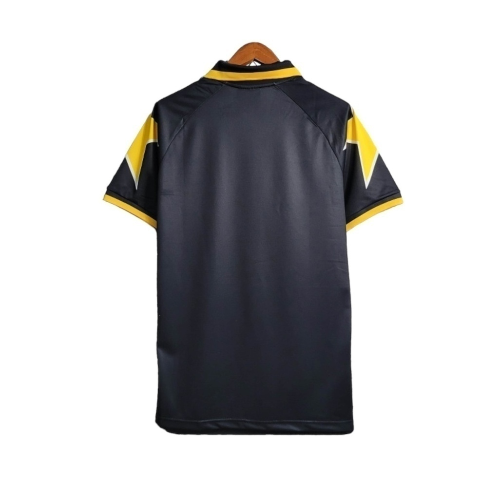 Camisa Juventus I 1995/1997 - Retrô Kappa - Preta com detalhes em amarelo