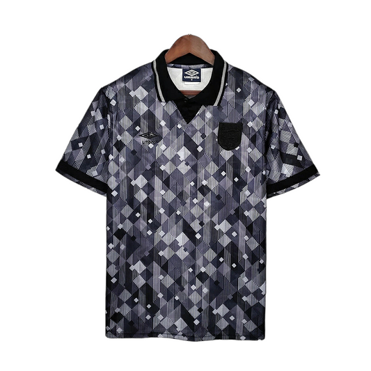 Camisa Seleção da Inglaterra 1990 - Retrô Umbro - Preta e branca