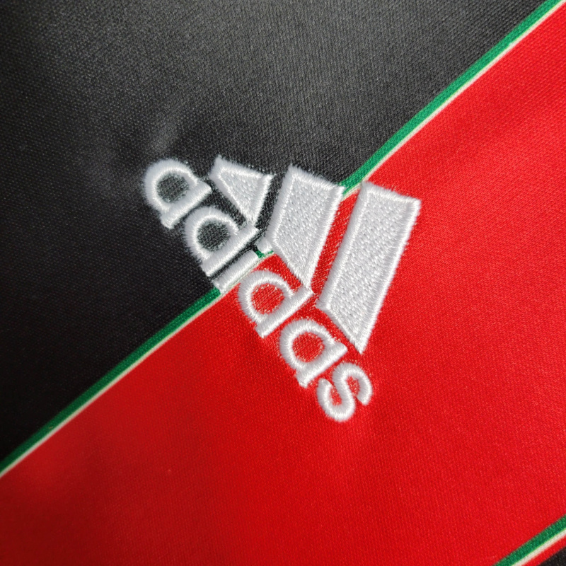 Camisa AC Milan I 2012/2013 - Retrô Adidas - Vermelha e preta com detalhes em branco e verde