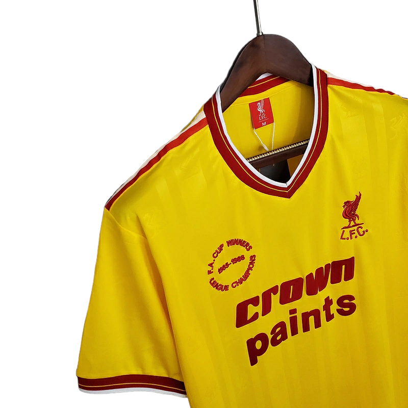 Camisa Liverpool 1985/1986 - Retrô - Amarela com detalhes em vermelho e branco
