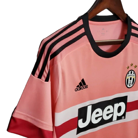 Camisa Juventus 2015/2016 - Retrô Adidas - Rosa com detalhes em preto
