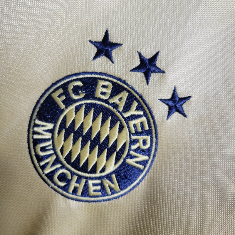 Camisa Bayern Munich II 2004/2005 - Retrô Adidas - Dourada