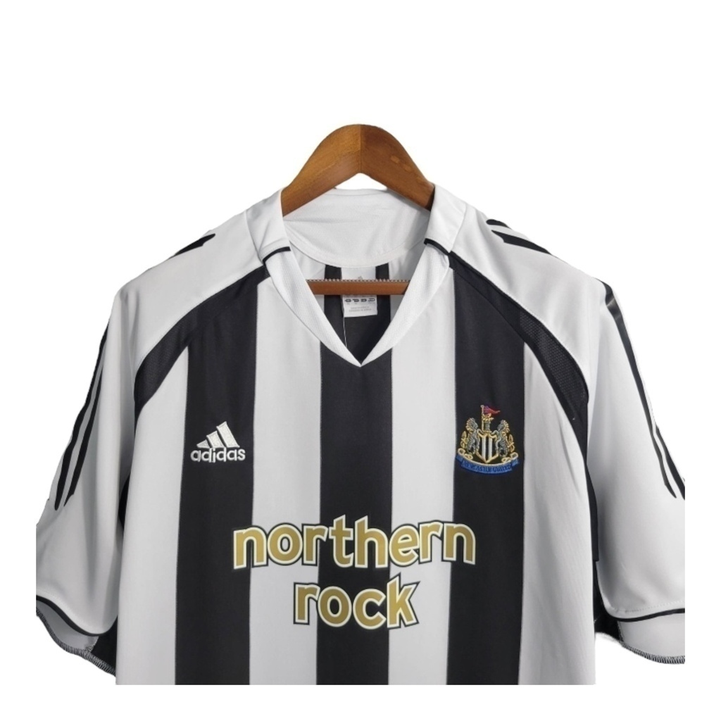 Camisa Newcastle 2004/2006 - Retrô Adidas - Branca com listras pretas
