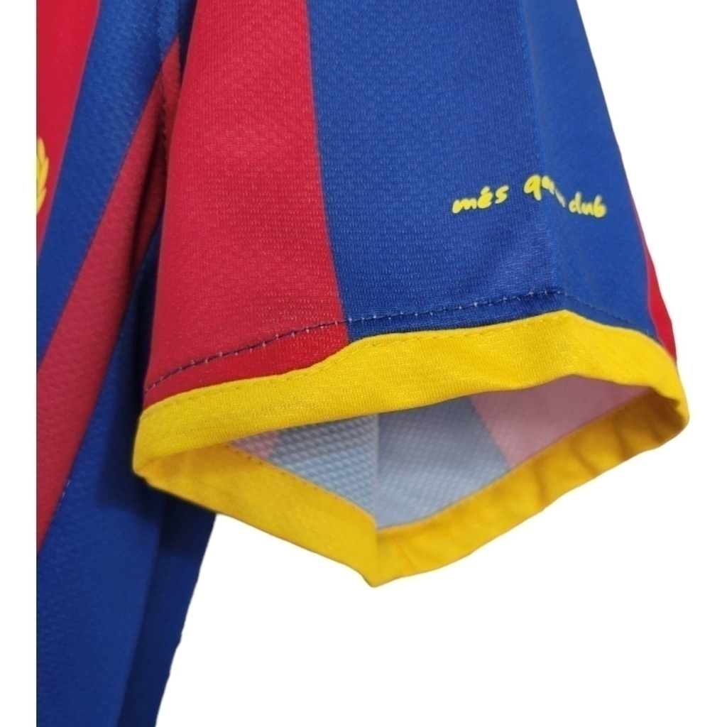 Camisa Barcelona I 2010/2011 - Retrô Nike - Azul e vermelha com detalhes em amarelo