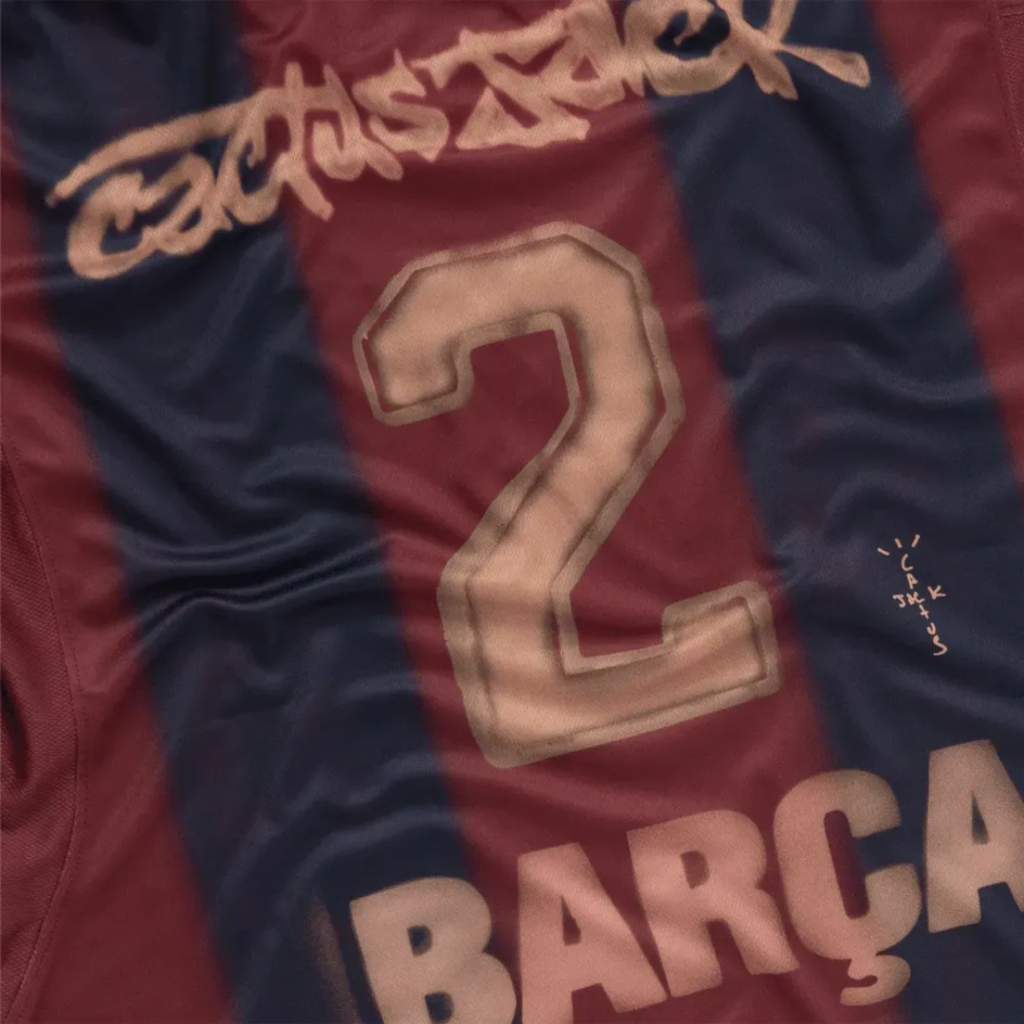 Camisa Barcelona I Edição Especial Travis Scott 2000/2001 - Retrô Nike - Azul e Grená