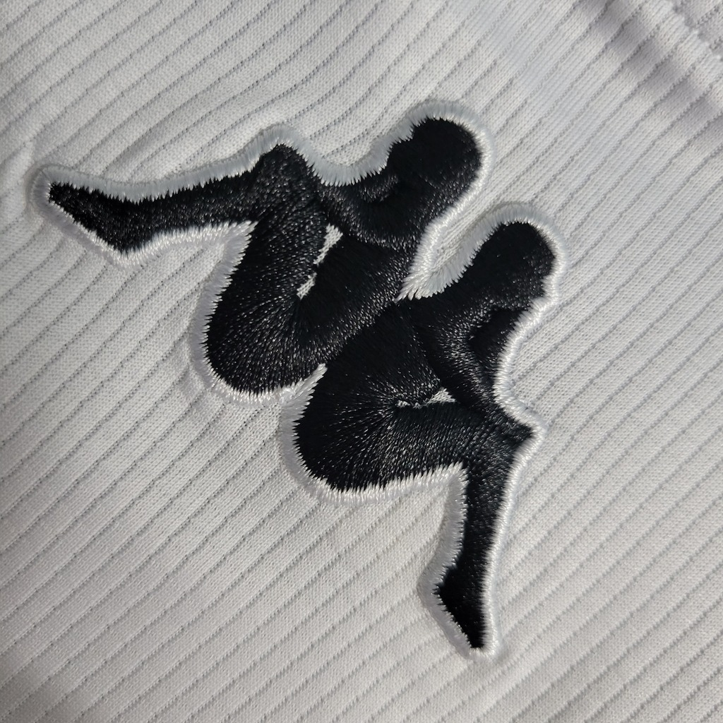 Camisa Vasco da Gama II Retrô 2000 - Retrô Kappa - Branca com a faixa em preto e detalhes em amarelo e vermelho