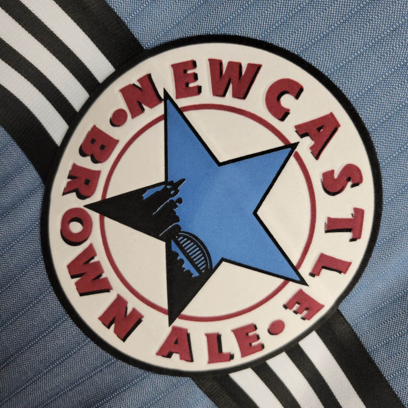 Camisa Newcastle II 1995/1996 - Retrô Adidas - Azul com detalhes em branco